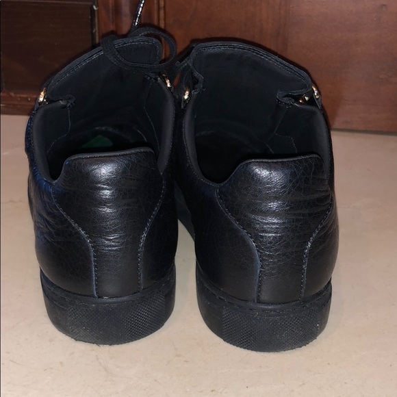 Balenciaga Arena Leather Low Top Sneakers - Picture 6 of 10